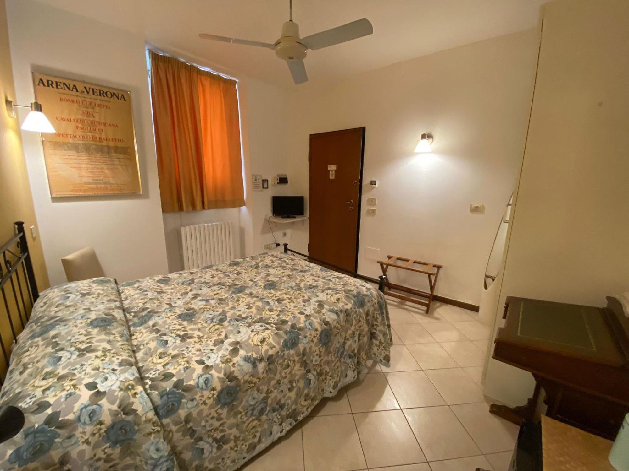 Alloggio Le Casette Di Zecca Giorgia Verona Ngoại thất bức ảnh